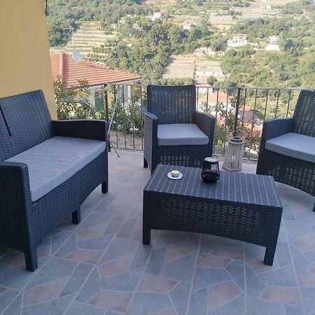 La Casa Di Trilly Hotel Sanremo Luaran gambar
